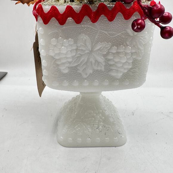 Kitschy Thanksgiving Fall Assemblage Milk Glass Tea Set Blowmold - Picture 6 of 7